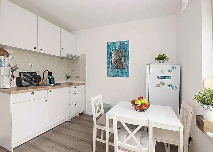 Near In 55356 דירה *